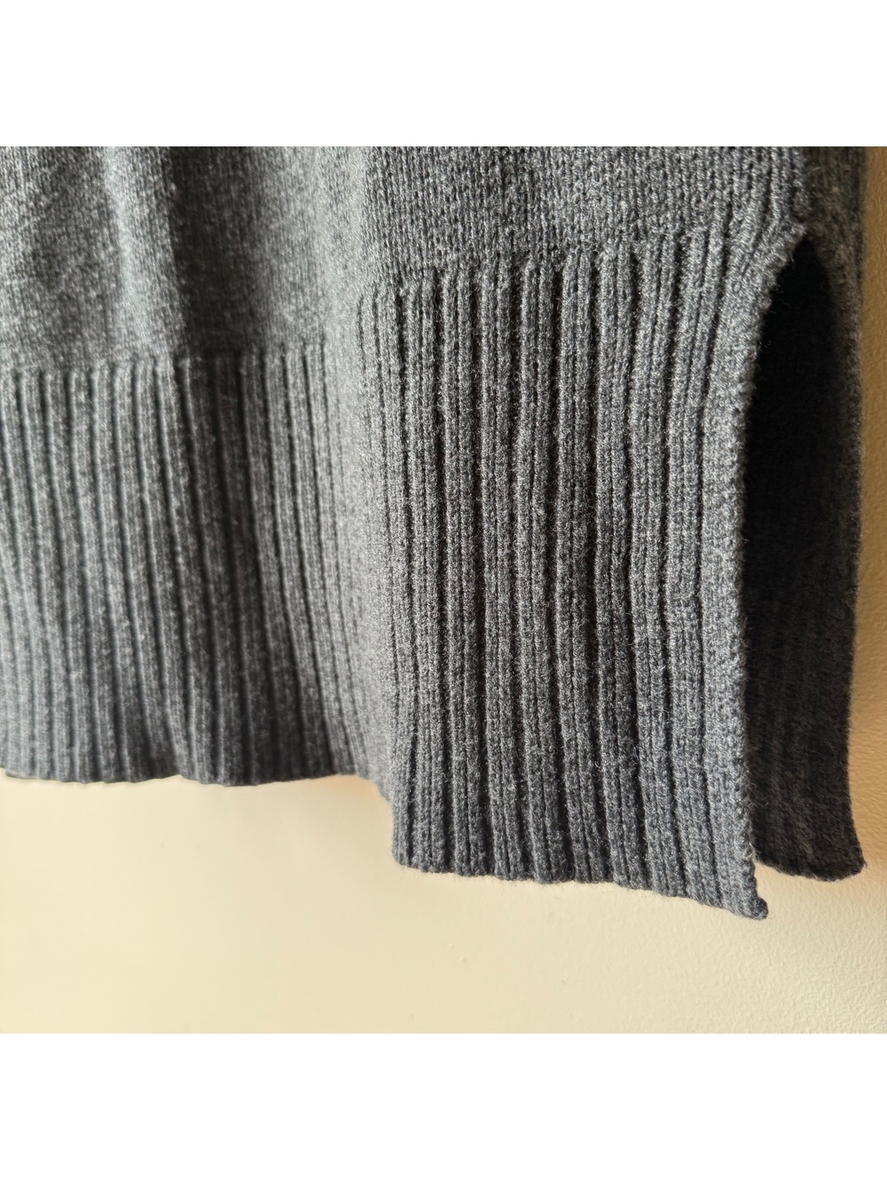 Athleta 100% Merino Wool Long Open Cardigan Sweater Gray Size S - Picture 6 of 8